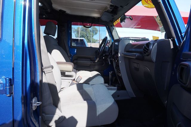 2009 Jeep Wrangler Unlimited RUBICON, 4X4, AFTERMARKET FRONT & REAR BUMPERS, NEW TIRES - 23015097 - 22