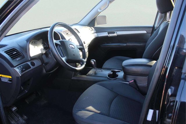 2009 Kia Borrego 2WD 4dr V6 LX - 22971114 - 9