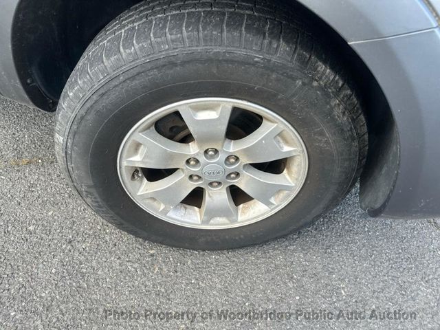 2009 Kia Borrego 4WD 4dr V6 LX - 23027747 - 12