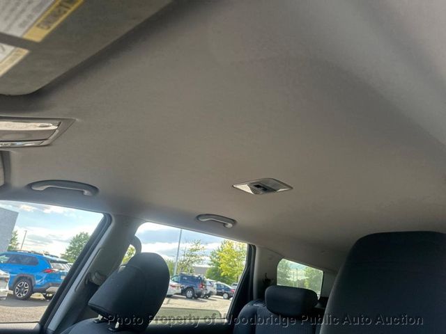 2009 Kia Borrego 4WD 4dr V6 LX - 23027747 - 5