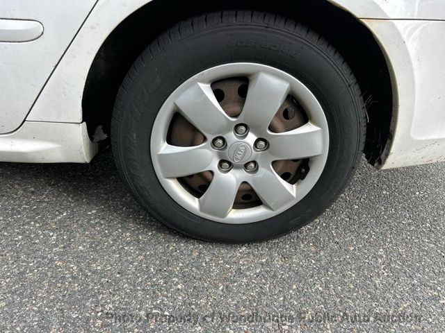 2009 Kia Optima 4dr Sedan I4 Automatic LX - 22935944 - 27