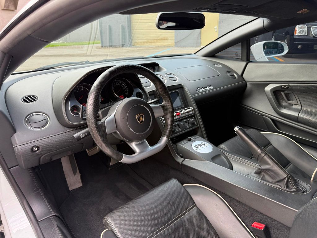 2009 Lamborghini Gallardo LP560-4 photo 28