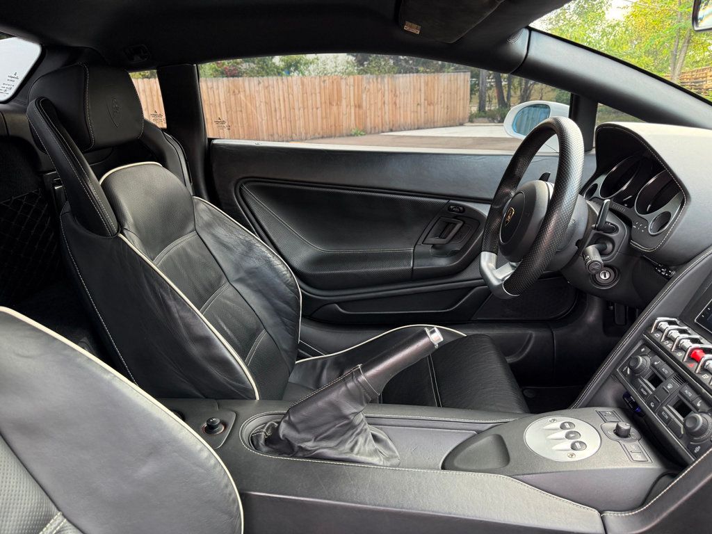 2009 Lamborghini Gallardo LP560-4 photo 37
