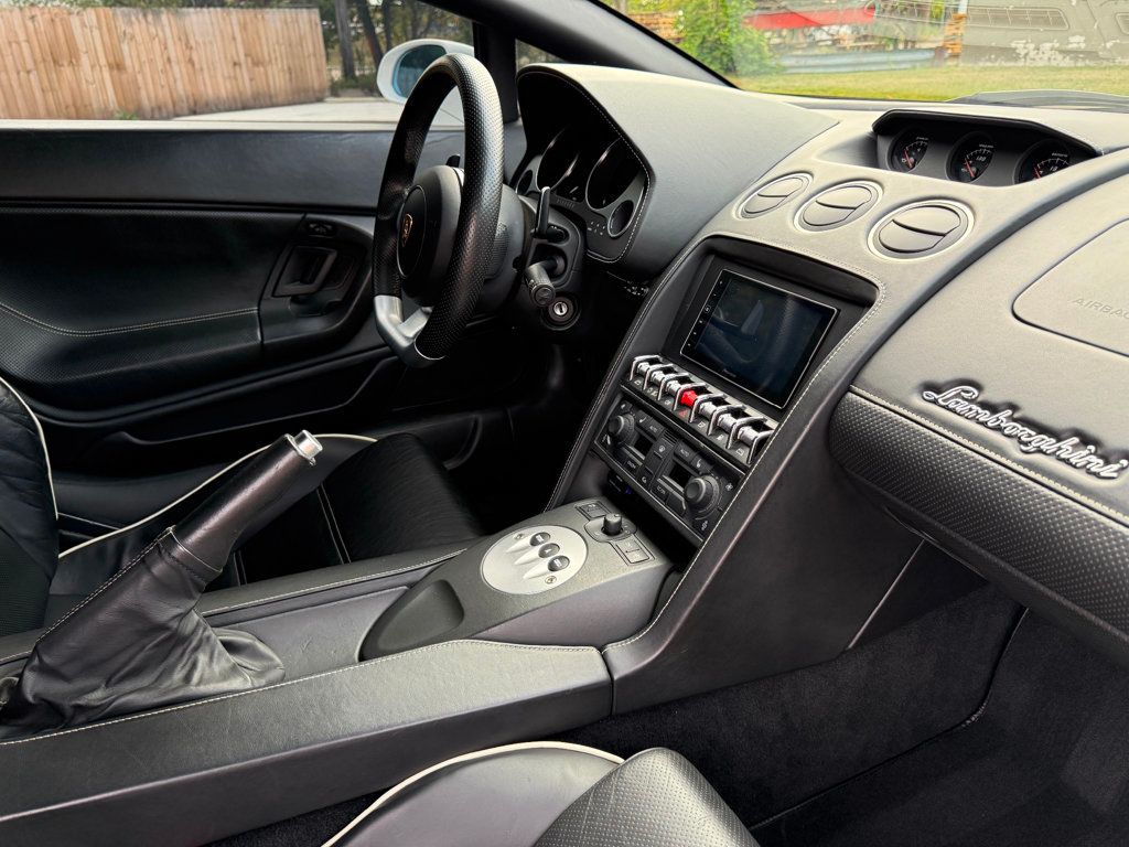 2009 Lamborghini Gallardo LP560-4 photo 38