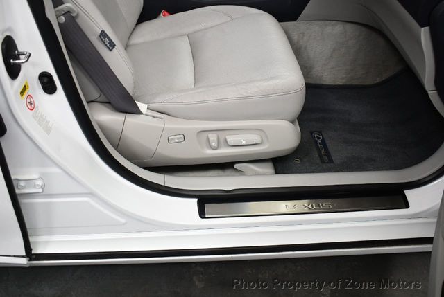 2009 Lexus ES 350 4dr Sedan - 22278371 - 21