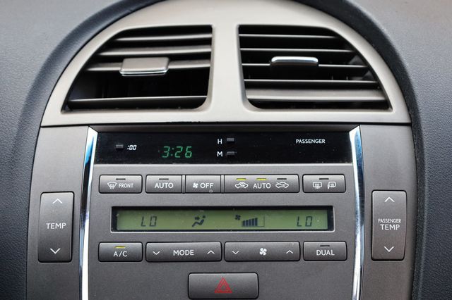 2009 Lexus ES 350 4dr Sedan - 23006231 - 37