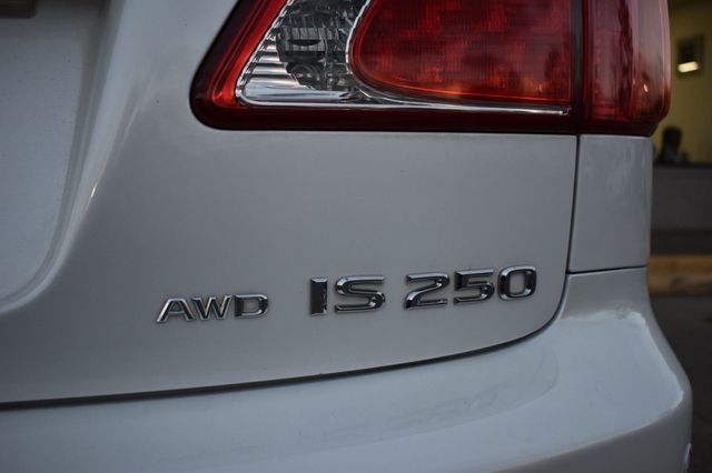 2009 Lexus IS 250 4dr Sport Sedan Automatic AWD - 22999747 - 70