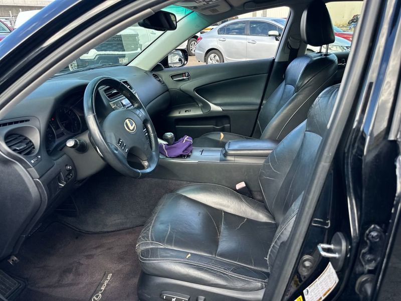 2009 Lexus IS 250 4dr Sport Sedan Automatic RWD - 23058905 - 11