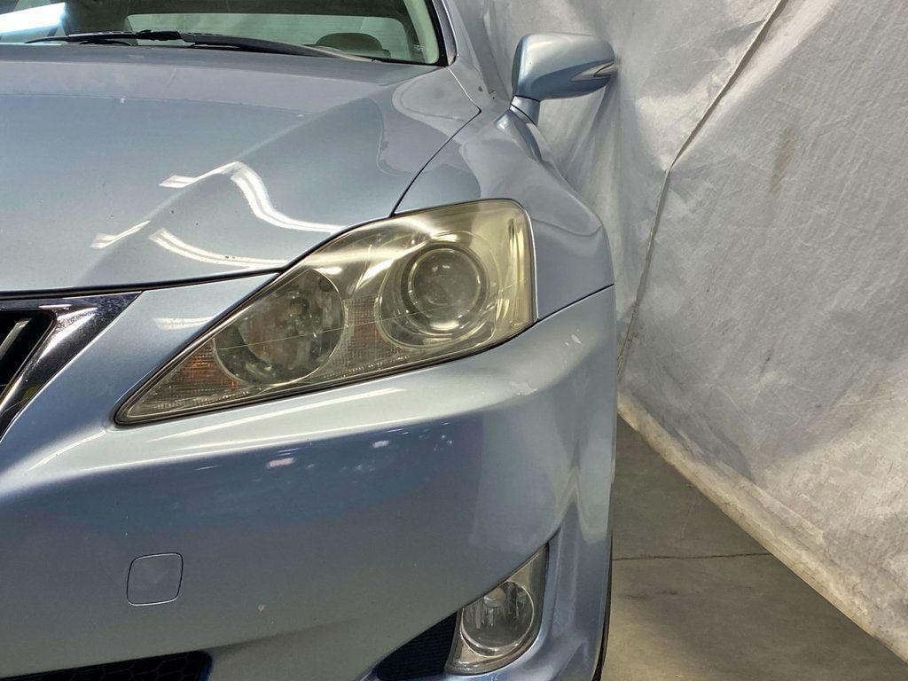 2009 Lexus IS 250 4dr Sport Sedan Automatic RWD - 23024416 - 11