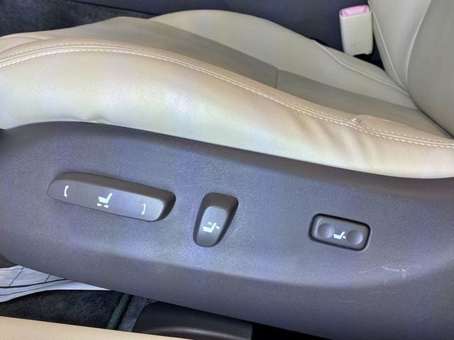 2009 Lexus IS 250 4dr Sport Sedan Automatic RWD - 23024416 - 18