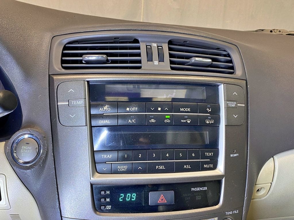 2009 Lexus IS 250 4dr Sport Sedan Automatic RWD - 23024416 - 30