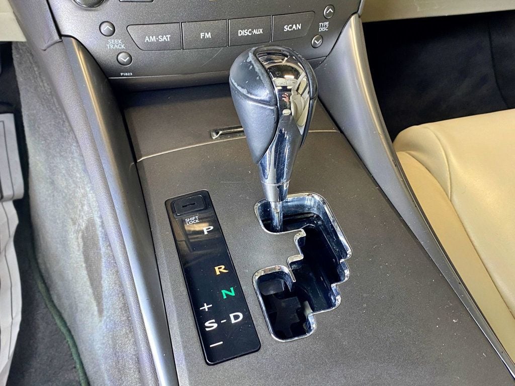 2009 Lexus IS 250 4dr Sport Sedan Automatic RWD - 23024416 - 33
