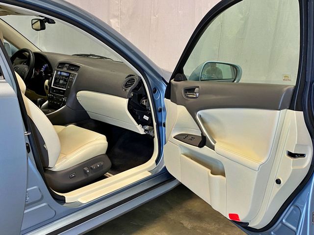 2009 Lexus IS 250 4dr Sport Sedan Automatic RWD - 23024416 - 38