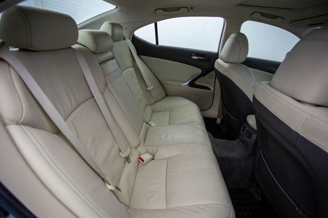 2009 Lexus IS 250 Base Trim - 22920650 - 25