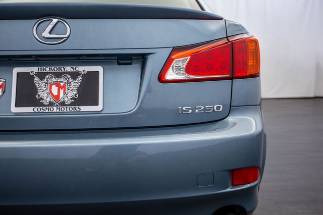 2009 Lexus IS 250 Base Trim - 22920650 - 38