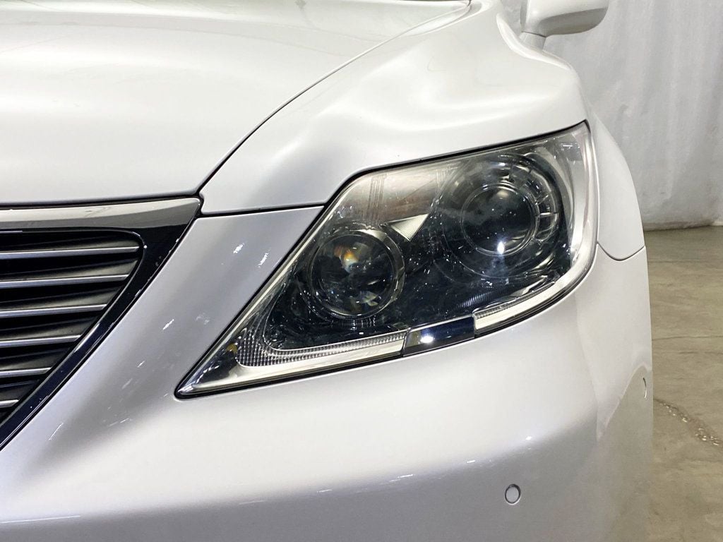 2009 Lexus LS 460 4dr Sedan AWD - 22945044 - 11