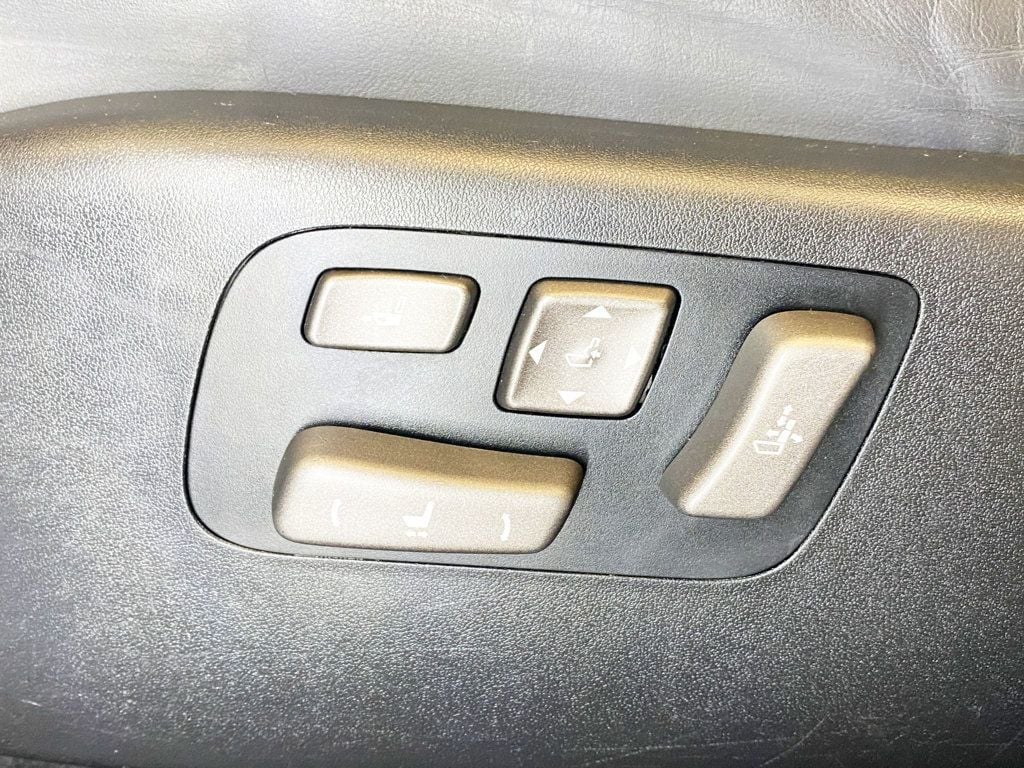 2009 Lexus LS 460 4dr Sedan AWD - 22945044 - 17