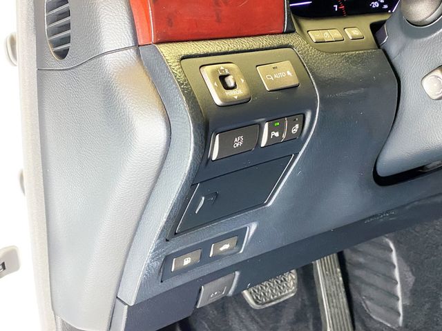 2009 Lexus LS 460 4dr Sedan AWD - 22945044 - 18