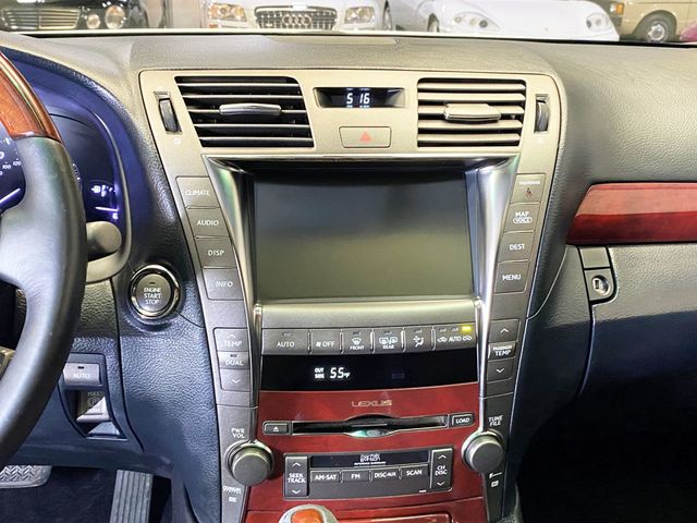 2009 Lexus LS 460 4dr Sedan AWD - 22945044 - 26