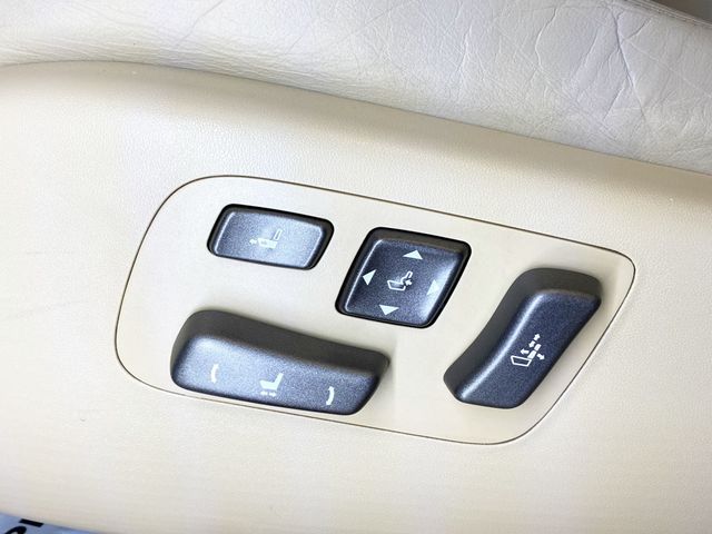 2009 Lexus LS 460 4dr Sedan AWD - 22954998 - 19