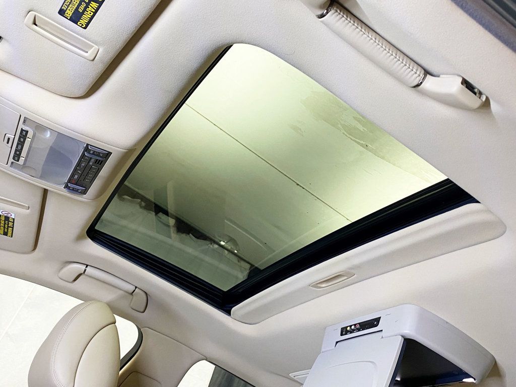 2009 Lexus LS 460 AWD photo 32