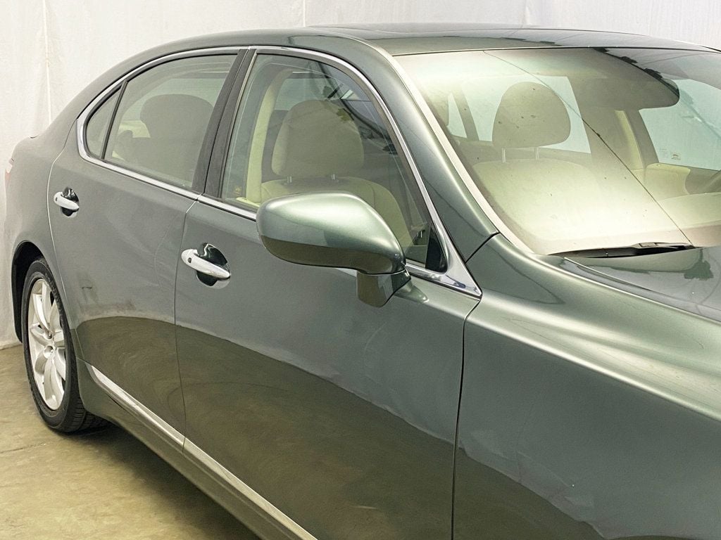 2009 Lexus LS 460 AWD photo 3