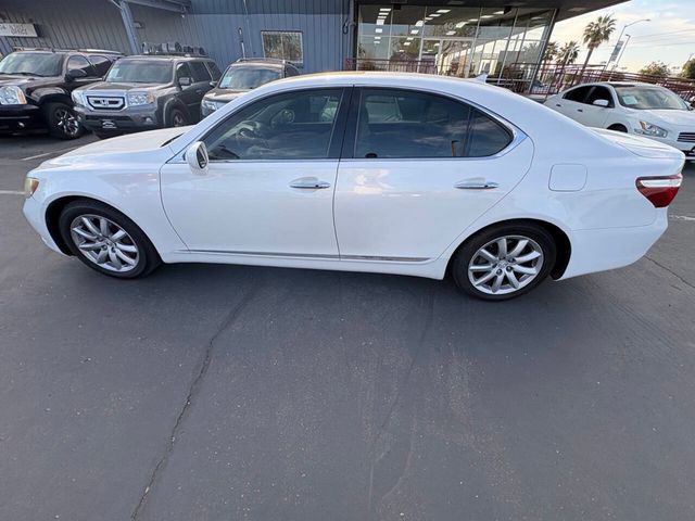 2009 Lexus LS 460 4dr Sedan RWD - 23005224 - 7