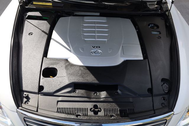 2009 Lexus LS 460 4dr Sedan RWD - 22928723 - 10