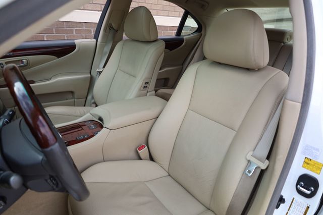 2009 Lexus LS 460 4dr Sedan RWD - 22928723 - 17