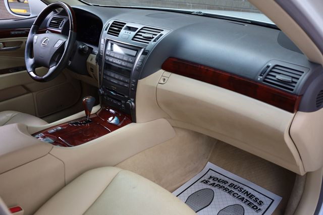 2009 Lexus LS 460 4dr Sedan RWD - 22928723 - 29