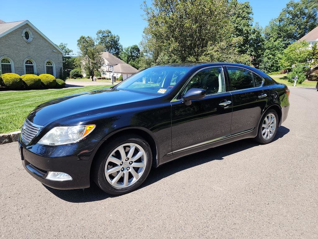 2009 Lexus LS 460 4dr Sedan RWD - 22096323 | Video 1