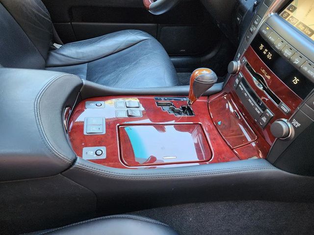 2009 Lexus LS 460 4dr Sedan RWD - 22096323 - 10