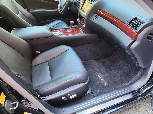 2009 Lexus LS 460 4dr Sedan RWD - 22096323 - 8