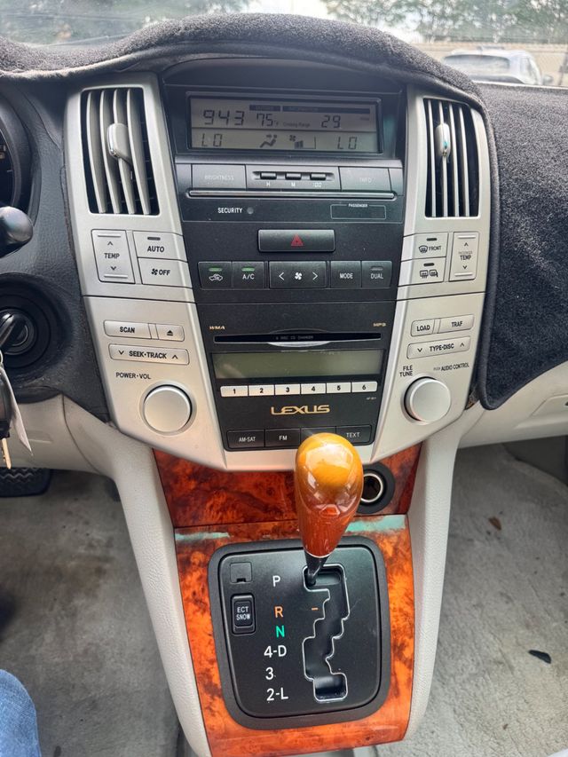 2009 Lexus RX 350 FWD 4dr - 23069827 - 9