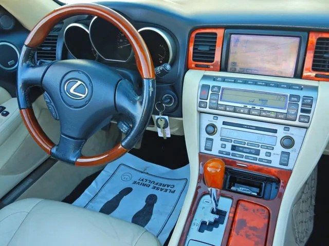 2009 Lexus SC 430 2dr Convertible - 23023776 - 3