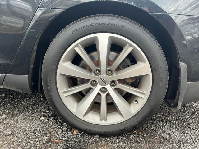 2009 Lincoln MKS 4dr Sedan AWD - 23010797 - 25