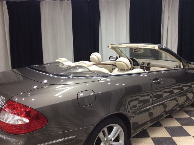 2009 Mercedes-Benz CLK CLK350 2dr Cabriolet 3.5L - 22764398 - 8