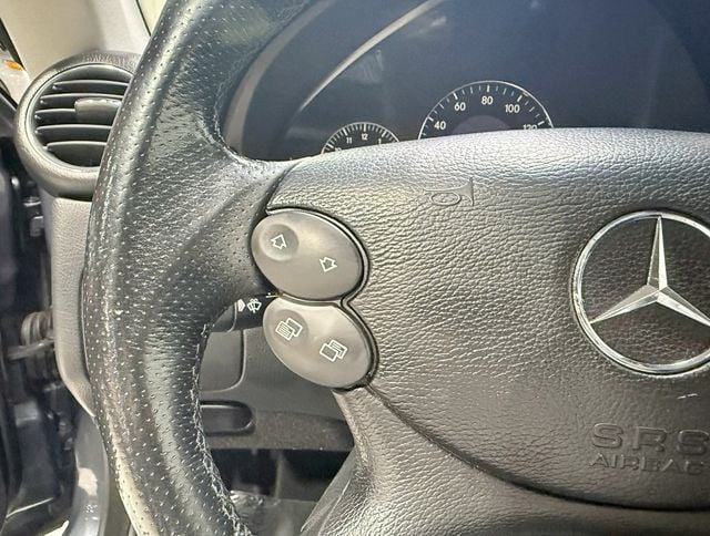 2009 Mercedes-Benz CLK CLK350 2dr Coupe 3.5L - 22945731 - 12