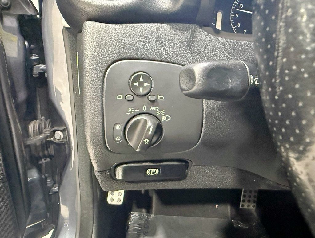 2009 Mercedes-Benz CLK CLK350 2dr Coupe 3.5L - 22945731 - 13