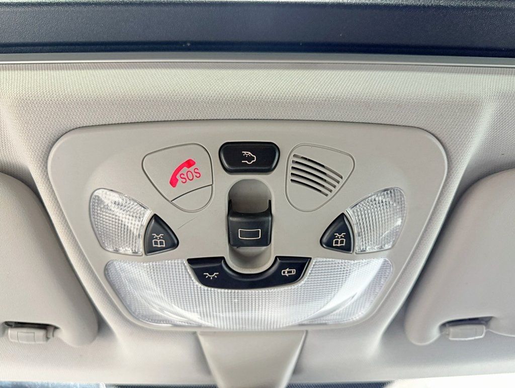 2009 Mercedes-Benz CLK CLK350 2dr Coupe 3.5L - 22945731 - 19