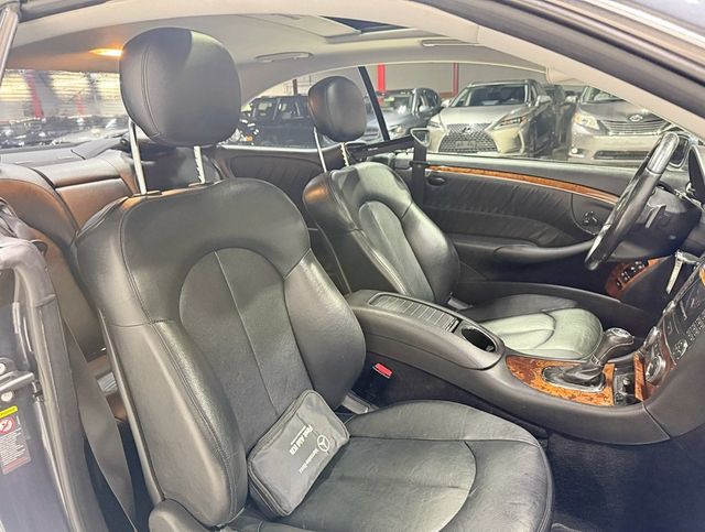 2009 Mercedes-Benz CLK CLK350 2dr Coupe 3.5L - 22945731 - 32