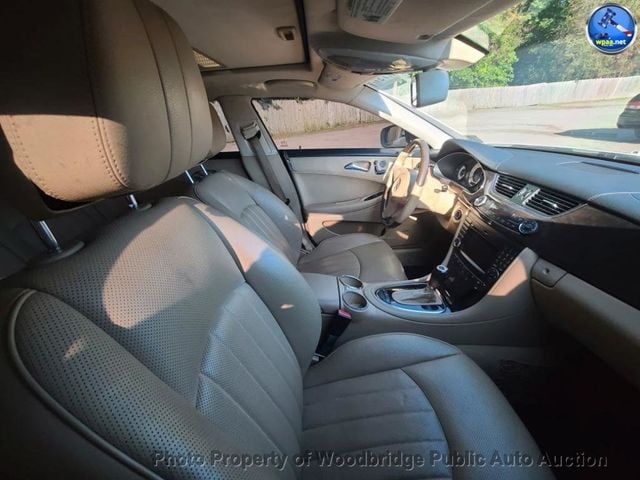 2009 Mercedes-Benz CLS CLS550 4dr Coupe 5.5L - 23036389 - 10
