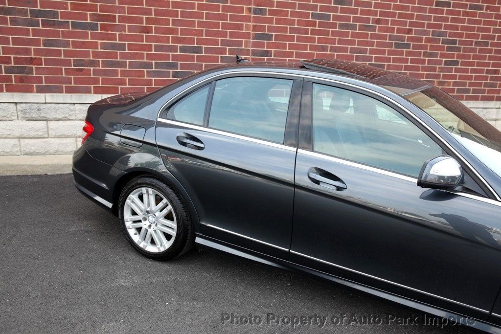 2009 Mercedes Benz C 300 Sedan Sport 4MATIC photo 12