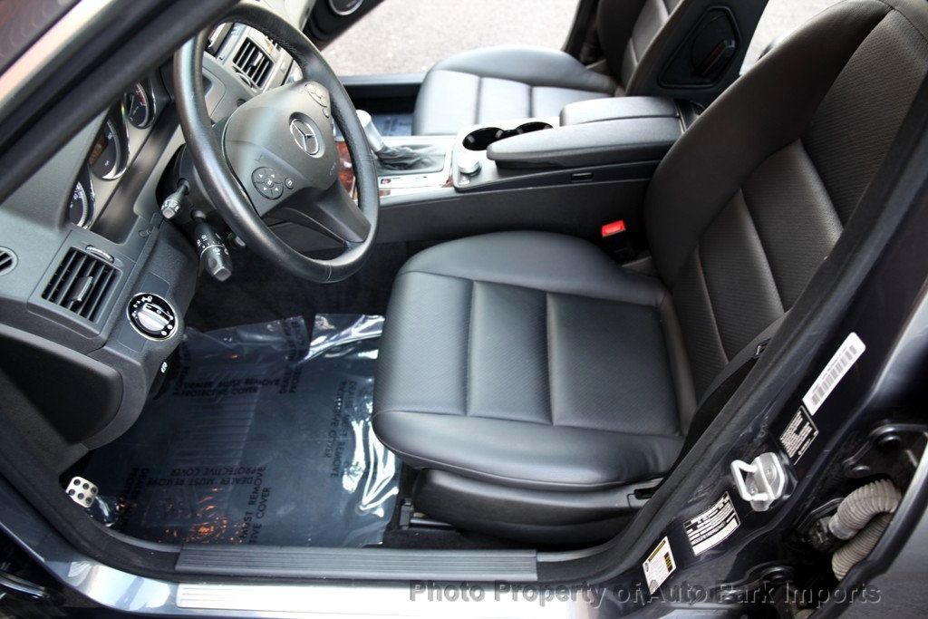 2009 Mercedes Benz C 300 Sedan Sport 4MATIC photo 23