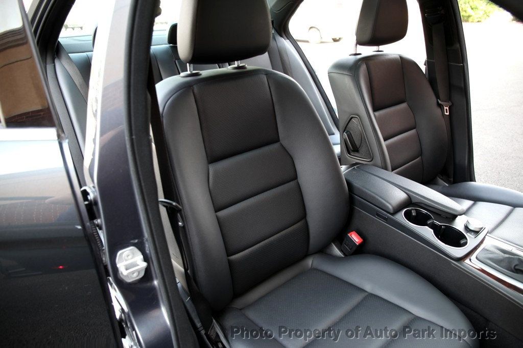 2009 Mercedes Benz C 300 Sedan Sport 4MATIC photo 32