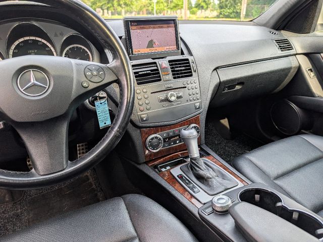 2009 Mercedes-Benz C-Class C300 4dr Sedan 3.0L Sport 4MATIC - 23073216 - 22