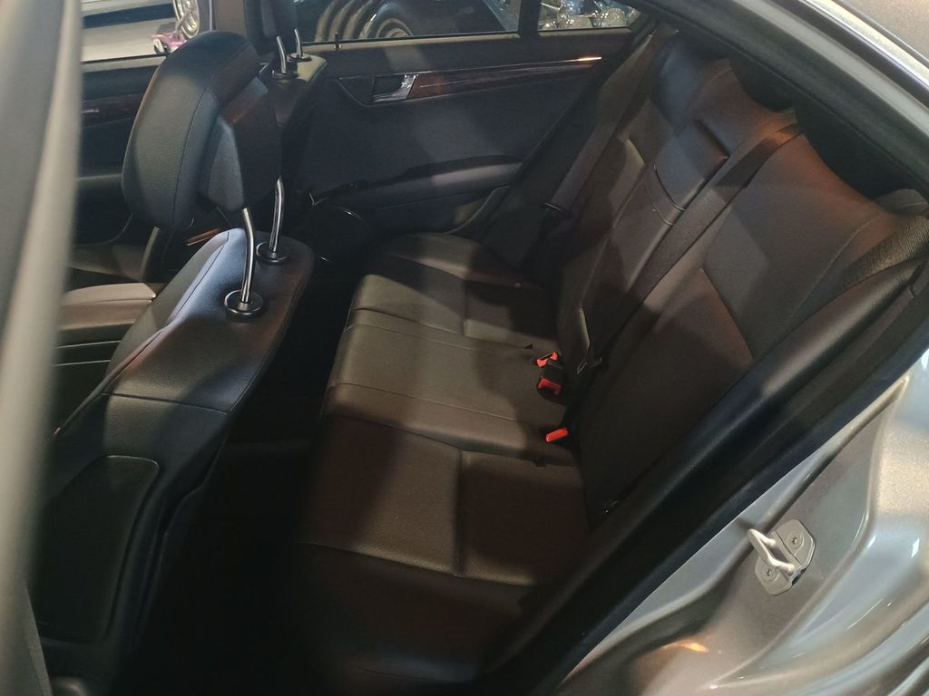 2009 Mercedes-Benz C-Class C300 4dr Sedan 3.0L Sport 4MATIC - 22920030 - 28