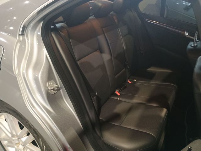 2009 Mercedes-Benz C-Class C300 4dr Sedan 3.0L Sport 4MATIC - 22920030 - 29