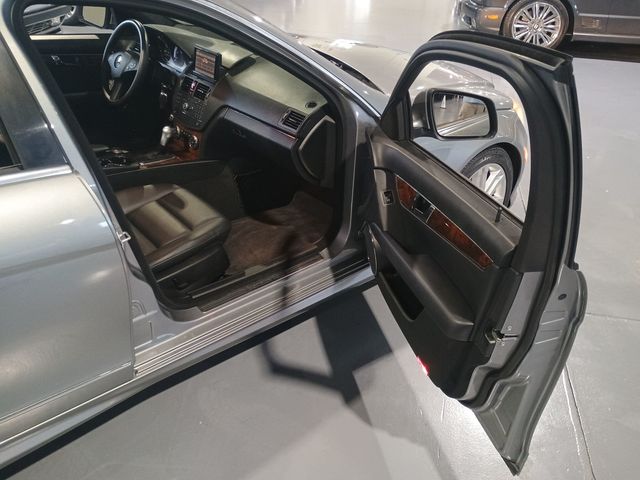 2009 Mercedes-Benz C-Class C300 4dr Sedan 3.0L Sport 4MATIC - 22920030 - 34