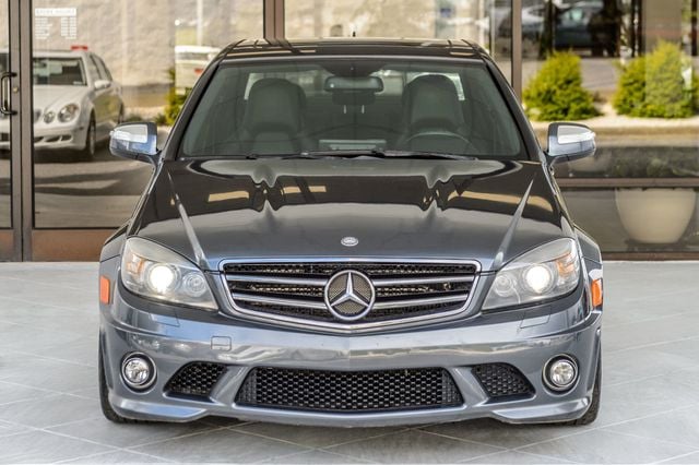 2009 Mercedes-Benz C-Class C63 SEDAN - WELL EQUIPPED - VERY RARE - MUST SEE - 22580224 - 4